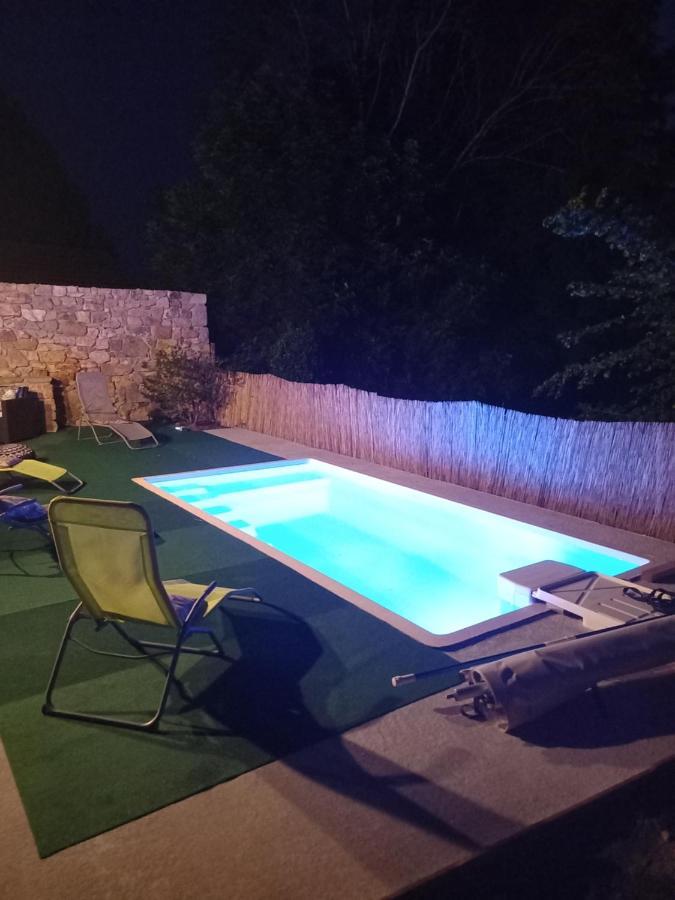 Le Gite De Romain Sanvensa Exterior photo